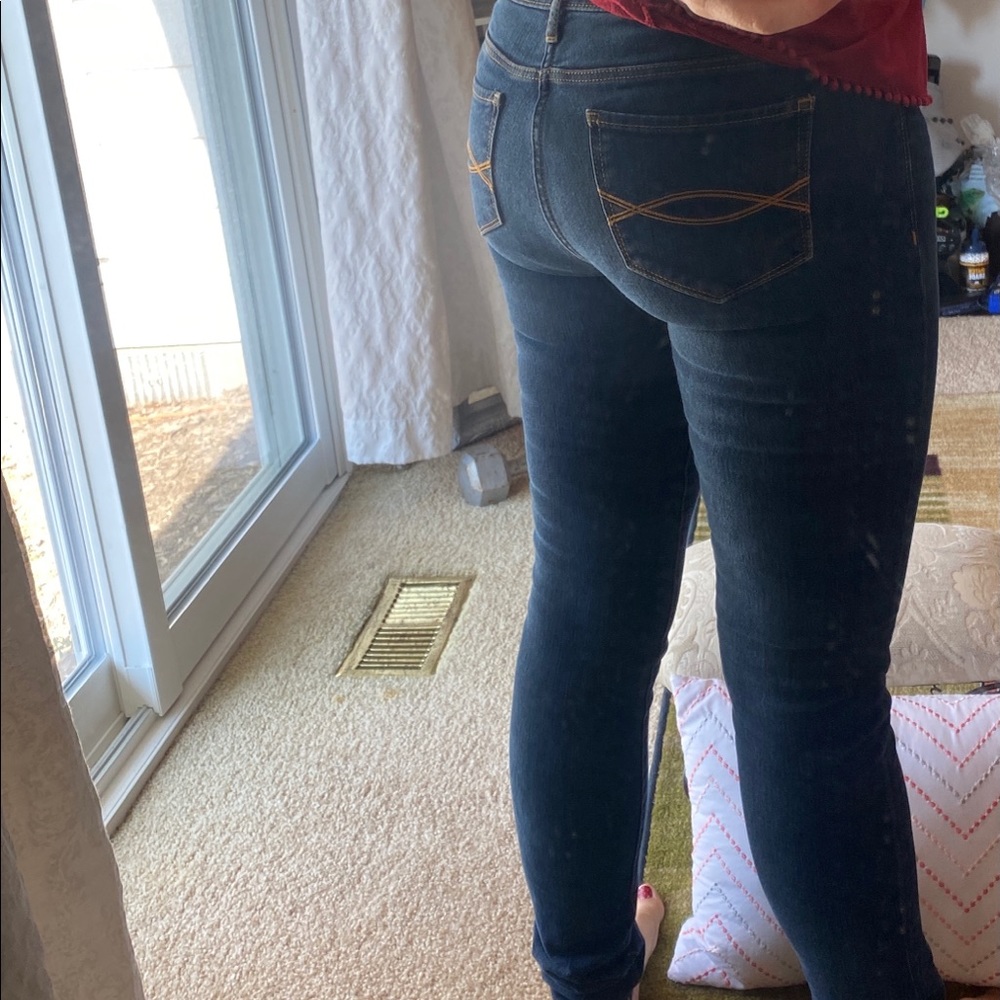 Amber Crombie and Fitch jeans size 6 W28 33L